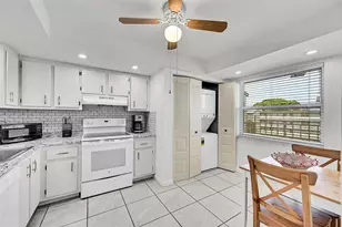 7620 NW 18th St, Margate, FL 33063 - Photo 6