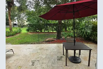 383  Berenger Walk, Royal Palm Beach, FL 33414 - Photo 6
