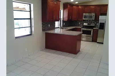 9620 NW 42nd Ct, Sunrise, FL 33351 - Photo 4
