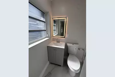 40 NE 48th St, Fort Lauderdale, FL 33334 - Photo 10