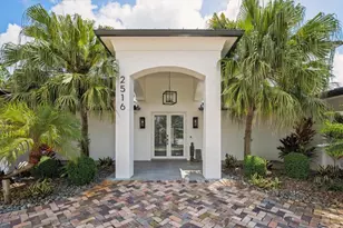 2516 NE 26th Ave, Fort Lauderdale, FL 33305 - Photo 2