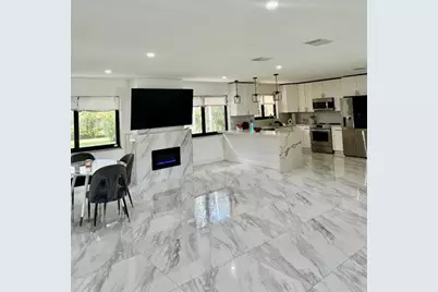 4190 SW 4th St, Plantation, FL 33317 - Photo 8