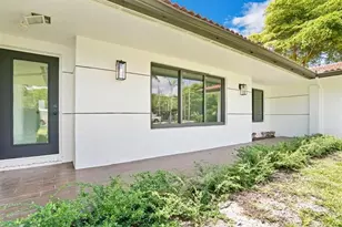 4190 SW 4th St, Plantation, FL 33317 - Photo 4