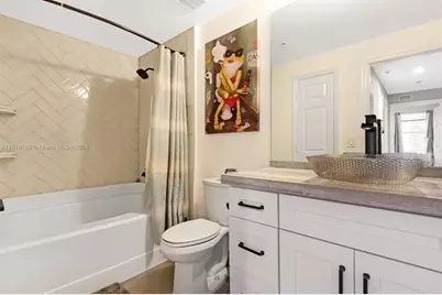533 NE 3rd Ave, Unit #229, Fort Lauderdale, FL 33301 - Photo 16