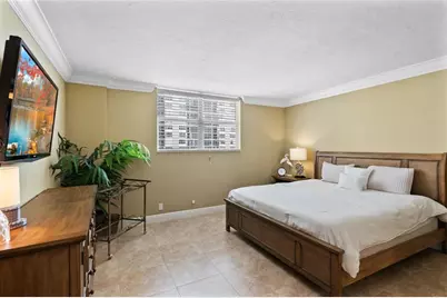 4250  Galt Ocean Dr, Unit #8L, Fort Lauderdale, FL 33308 - Photo 14