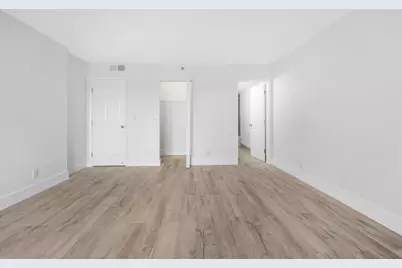 2200 S Cypress Bend Dr, Unit #805, Pompano Beach, FL 33069 - Photo 12