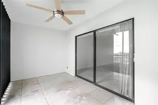 2200 S Cypress Bend Dr, Pompano Beach, FL 33069 - Photo 22