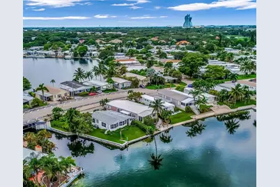 3055  Lakeshore Drive, Fort Lauderdale, FL 33312 - Photo 2