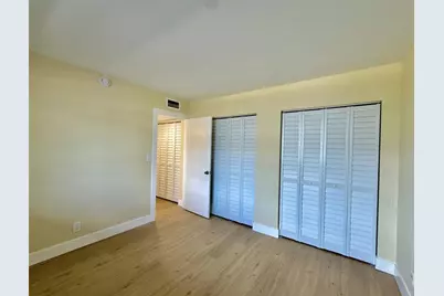 7887  Golf Circle Dr, Unit #211, Margate, FL 33063 - Photo 18