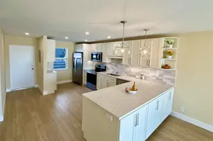 7887 Golf Cir Dr, Margate, FL 33063 - Photo 6