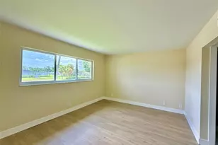 7887 Golf Cir Dr, Margate, FL 33063 - Photo 10