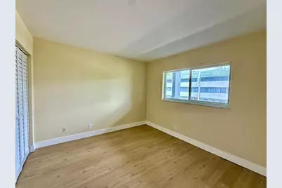 7887  Golf Circle Dr, Unit #211, Margate, FL 33063 - Photo 16