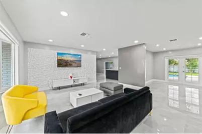 4811  Hayes St, Hollywood, FL 33021 - Photo 4