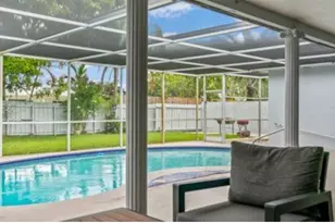 4811 Hayes St, Hollywood, FL 33021 - Photo 14