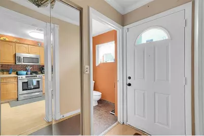 809  Crystal Lake Dr, Unit #809, Deerfield Beach, FL 33064 - Photo 6