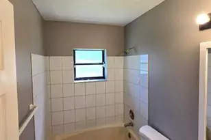 9510 W Fern Ln, Miramar, FL 33025 - Photo 10