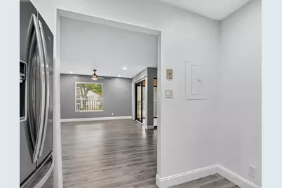 3751  Cocoplum Cir, Unit #3564, Coconut Creek, FL 33063 - Photo 14