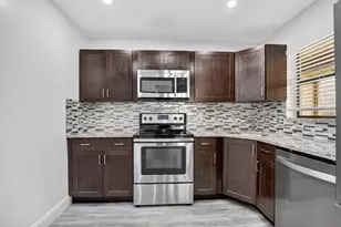 3751 Cocoplum Cir, Coconut Creek, FL 33063 - Photo 12