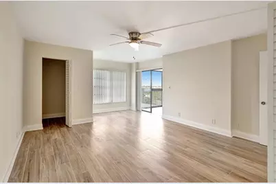 14460  Strathmore Ln, Unit #807, Delray Beach, FL 33446 - Photo 14