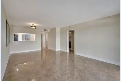 14460  Strathmore Ln, Unit #807, Delray Beach, FL 33446 - Photo 12