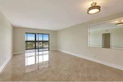 14460  Strathmore Ln, Unit #807, Delray Beach, FL 33446 - Photo 10