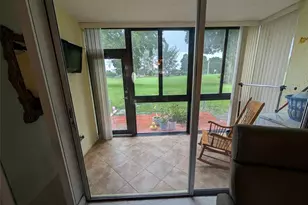 9300 N Hollybrook Lake Dr, Pembroke Pines, FL 33025 - Photo 6