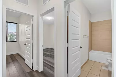 7669 NW 103rd Pl, Doral, FL 33178 - Photo 36