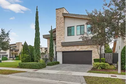 7669 NW 103rd Pl, Doral, FL 33178 - Photo 2