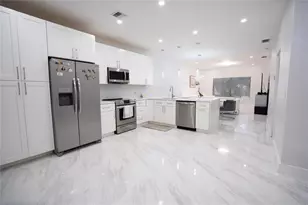 4723 SW 12th Pl, Deerfield Beach, FL 33442 - Photo 2