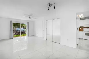 4805 NW 7th St, Miami, FL 33126 - Photo 2