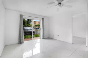 4805 NW 7th St, Miami, FL 33126 - Photo 8