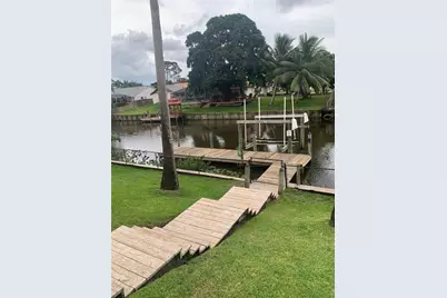 158 NE Twylite Ter, Port Saint Lucie, FL 34983 - Photo 1