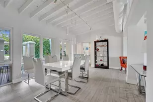 2149 NE 27th Dr, Wilton Manors, FL 33306 - Photo 28
