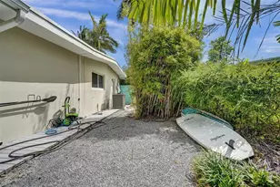 2149 NE 27th Dr, Wilton Manors, FL 33306 - Photo 46