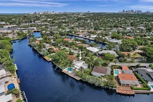 2149 NE 27th Dr, Wilton Manors, FL 33306 - Photo 10