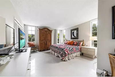 3960  Oaks Clubhouse Dr, Unit #312, Pompano Beach, FL 33069 - Photo 16