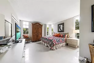 3960 Oaks Clubhouse Dr, Pompano Beach, FL 33069 - Photo 16