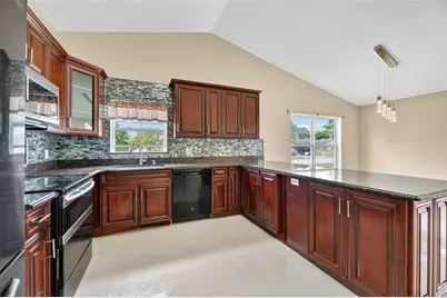 7527 SW 7th Pl, North Lauderdale, FL 33068 - Photo 20