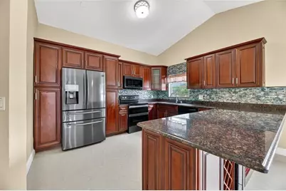 7527 SW 7th Pl, North Lauderdale, FL 33068 - Photo 18