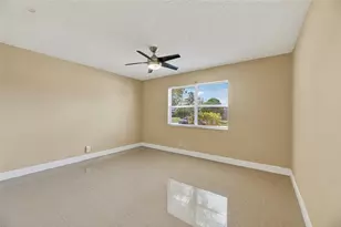 7527 SW 7th Pl, North Lauderdale, FL 33068 - Photo 4