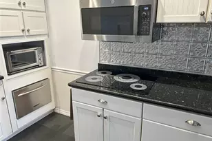 815 Middle River Dr, Fort Lauderdale, FL 33304 - Photo 10