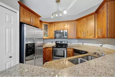 10012 NW 7th Street, Unit #213, Miami, FL 33172 - Photo 12