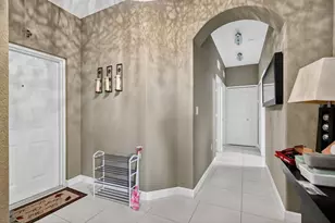 10012 NW 7th St, Miami, FL 33172 - Photo 4