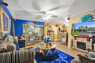 251 W Hemingway Cir, Margate, FL 33063 - Photo 4