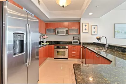 2650  Lake Shore Dr, Unit #1704, Riviera Beach, FL 33404 - Photo 8