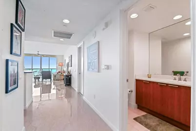 2650  Lake Shore Dr, Unit #1704, Riviera Beach, FL 33404 - Photo 6