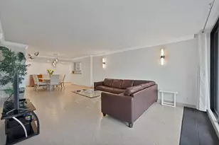 2301 S Ocean Dr, Hollywood, FL 33019 - Photo 16