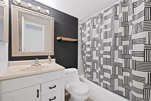 2301 S Ocean Dr, Hollywood, FL 33019 - Photo 32