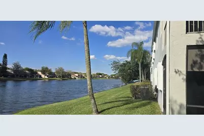 11975 NW 11th St, Unit #., Pembroke Pines, FL 33026 - Photo 2