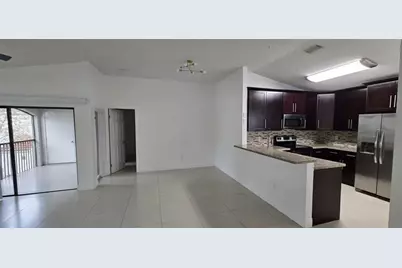 11975 NW 11th St, Unit #., Pembroke Pines, FL 33026 - Photo 14